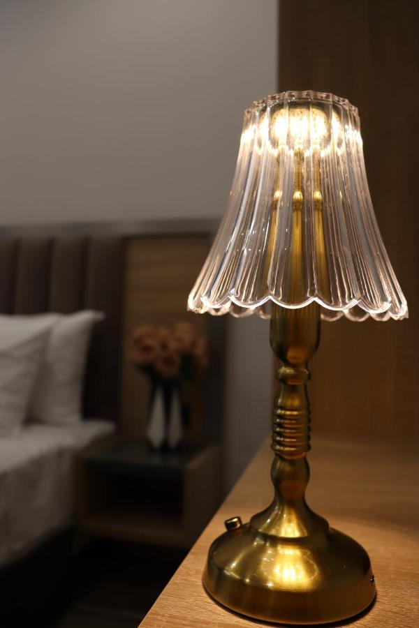 Orion Aparthotel Erevan Esterno foto
